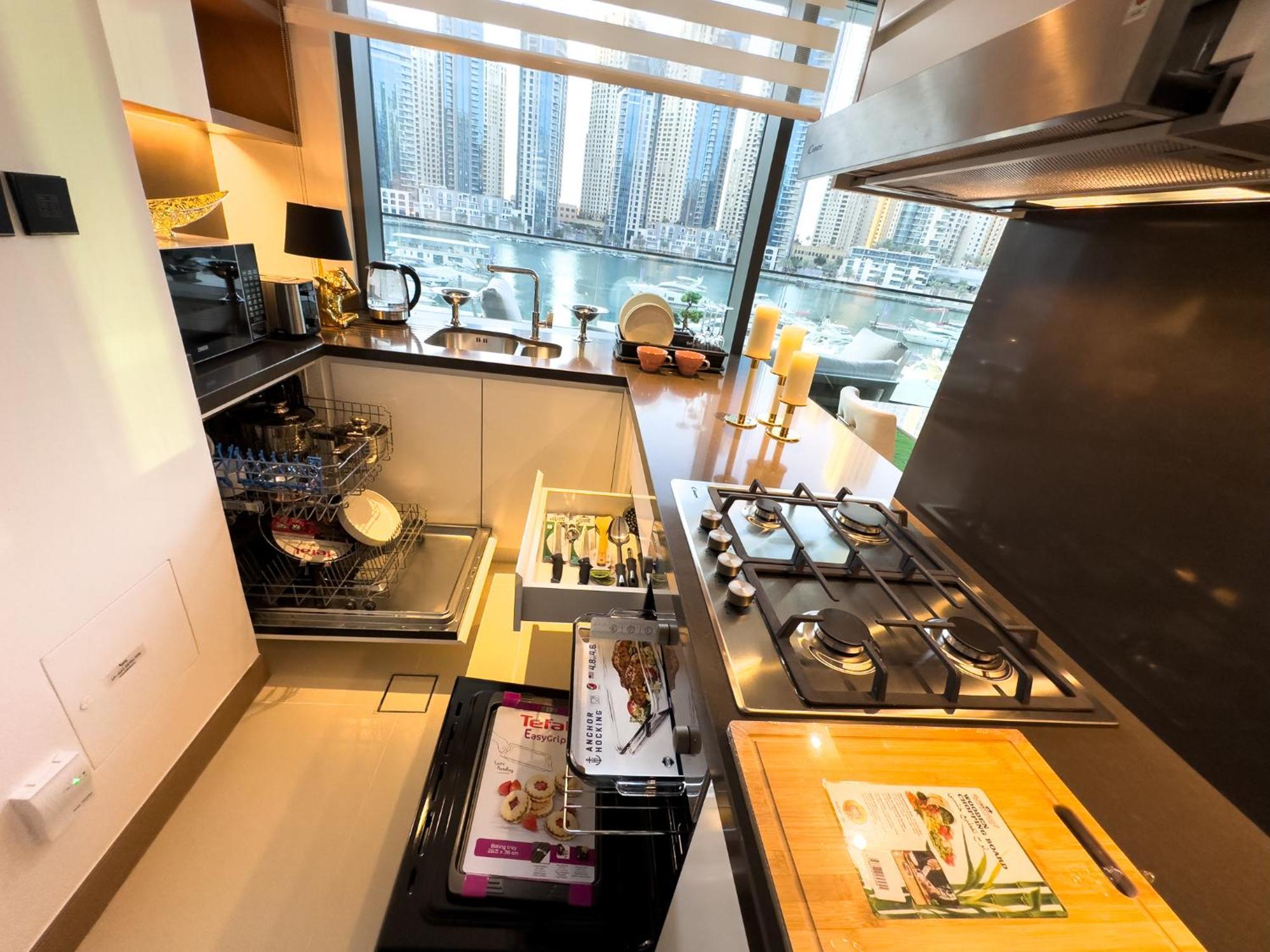 Vida Dubai Marina & Yacht Club , Hotel And Residences , Luxurious 2Br Zewnętrze zdjęcie